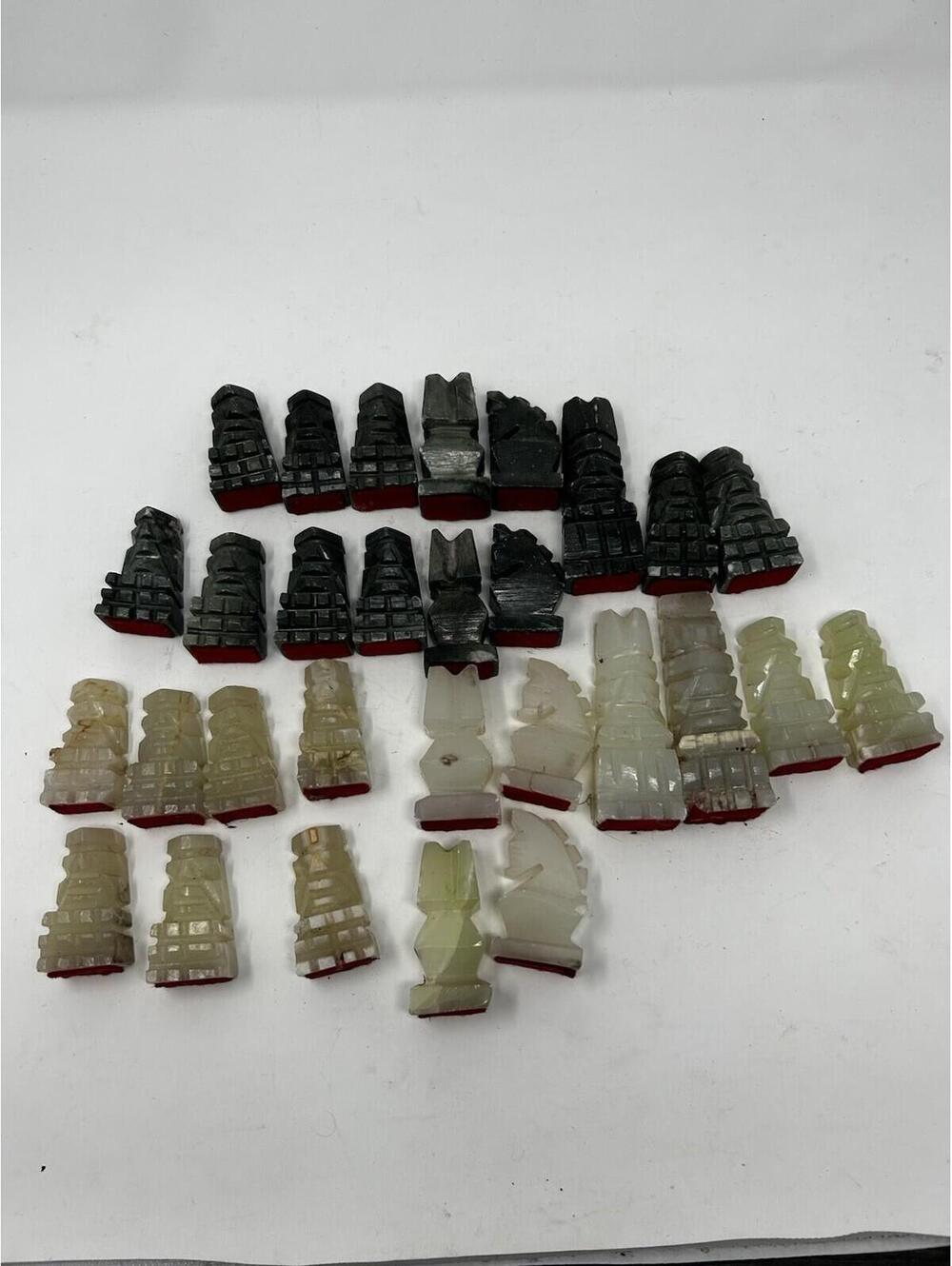 Vtg Carved Aztec Style Marble Onyx Chess Set White/Black 30 Pieces Replacement